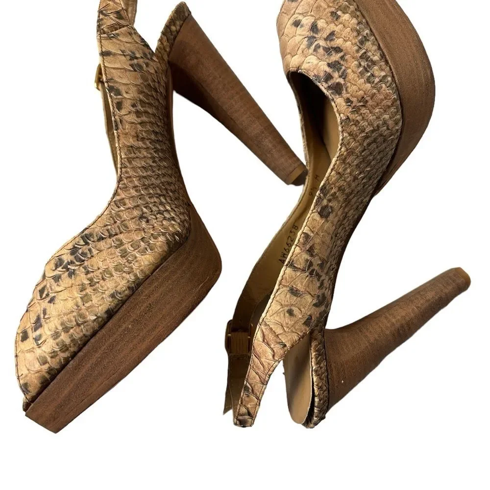 Stuart Weitzman Snakeskin Peep Toe Slingback Wood Platform heels sz 9.5 Mobwife